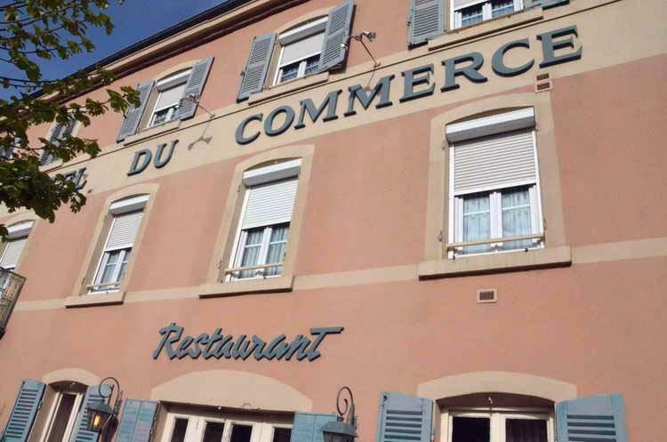Hotel Du Commerce Pont-de-Vaux Exteriér fotografie